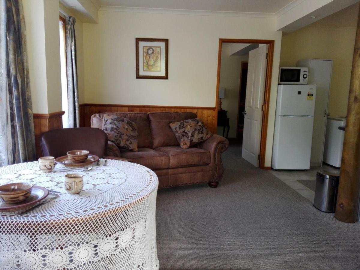 Taranaki Experience Apartment นิวพลีมัธ ภายนอก รูปภาพ