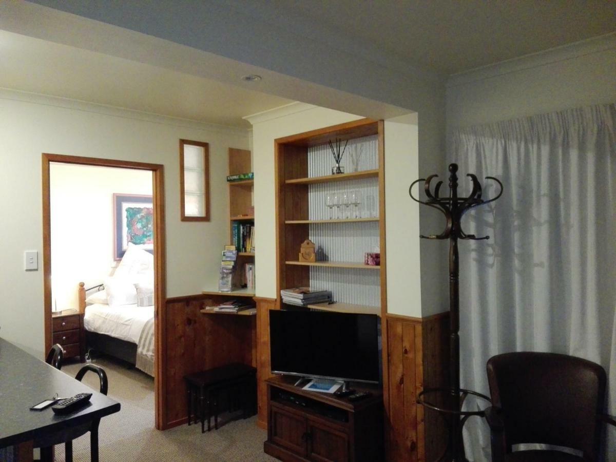 Taranaki Experience Apartment นิวพลีมัธ ภายนอก รูปภาพ