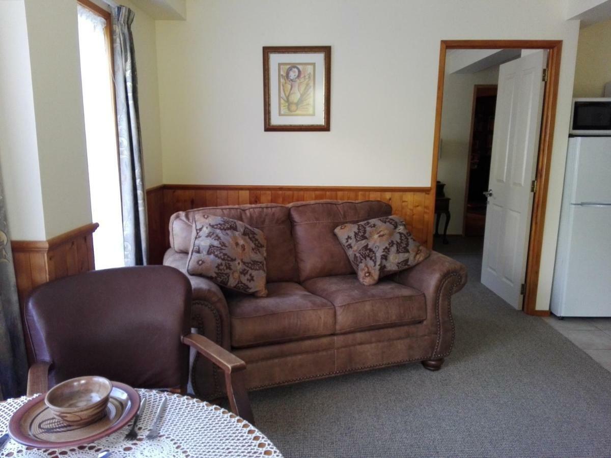Taranaki Experience Apartment นิวพลีมัธ ภายนอก รูปภาพ
